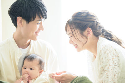 日本の既婚率・少子化を変える手助けを行う。